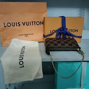 Louis Vuitton mini pochette in damier ebene
